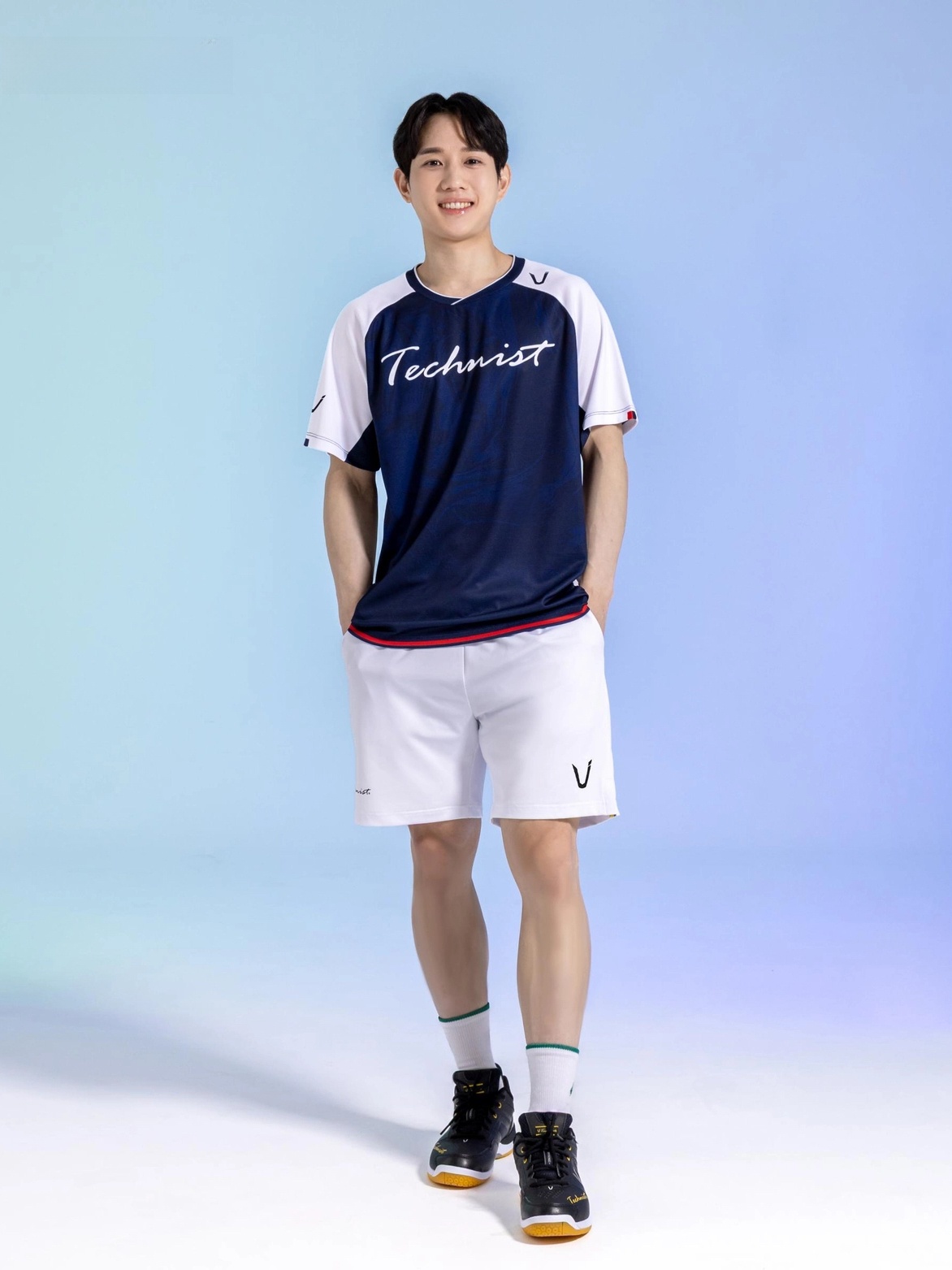 Badminton Jersey - 2026年メンズバドミントンスポーツスーツ半袖競技トレーニングジャージショーツ上下セット速乾ポリエステル繊維