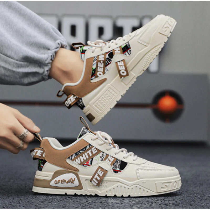 カジュアルファッションレザースニーカー新しいスケートボードメ - Badminton Shoes のレビューと価格