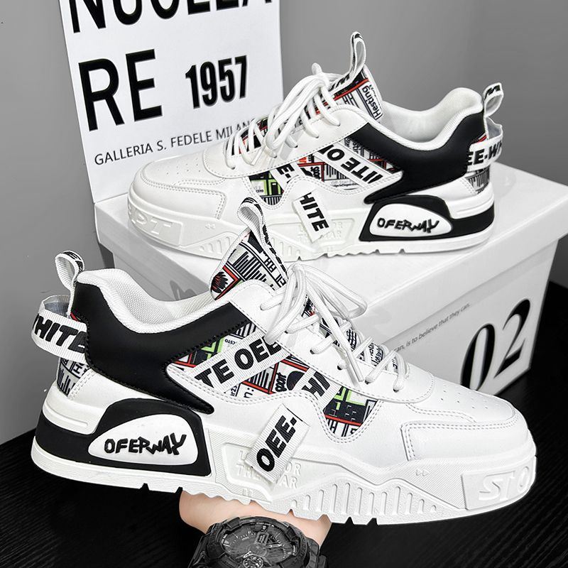 カジュアルファッションレザースニーカー新しいスケートボード男 - Badminton Shoes Men のレビューと価格